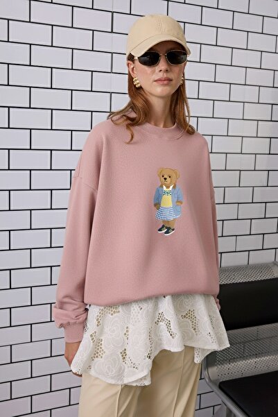 The Champ Clothing Жіночий оверсайз-светр Preppy Girl Bear з принтом, рожевий...