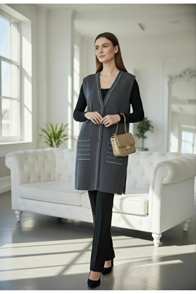 ENDAMIM Women's Boat Neck Long Knit Vest Sleeveless Buttoned Pocketed for Daily Use