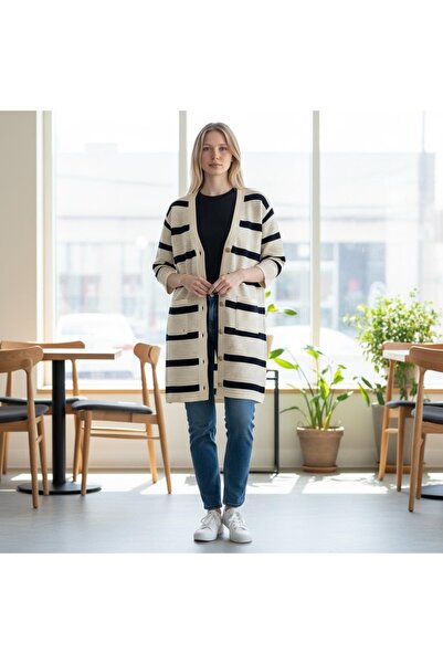 DLC Tekstil Long Length Woolen Cotton Cardigan