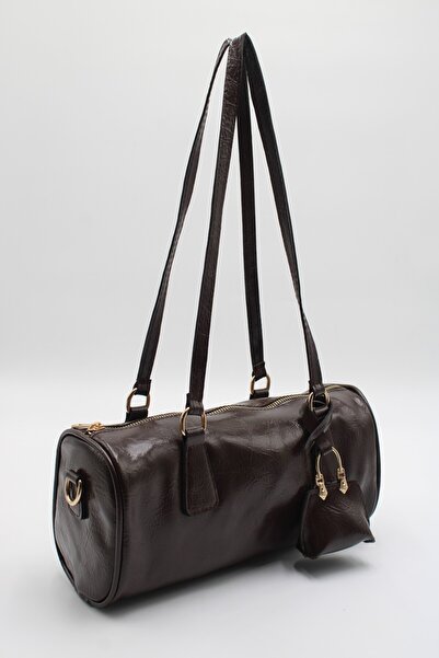 LASSO Geantă cilindrică maro din piele lacuită moale, cu brelocuri, pentru mâ...