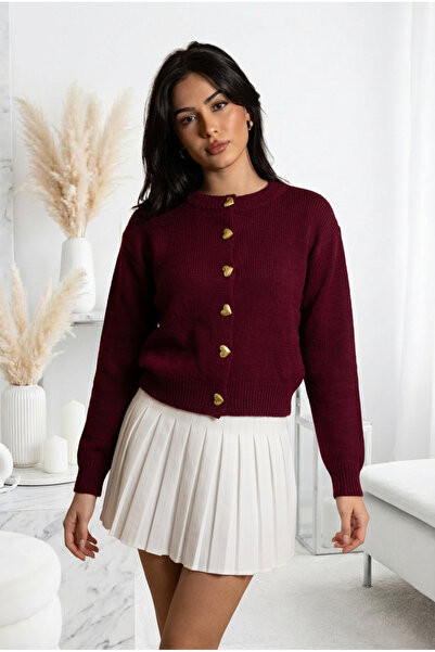 Alşatu Butik Kalpli gold detaylı düğmeli standart beden triko hırka