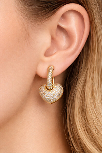 Clariss Zirkon Taşlı Kalp Küpe – Işıltılı Günlük & Şık Kullanım, Altın Renk