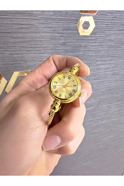 LOOQ ساعة نسائية بسوار فولاذي وأرقام رومانية (تناسب جميع المعاصم)