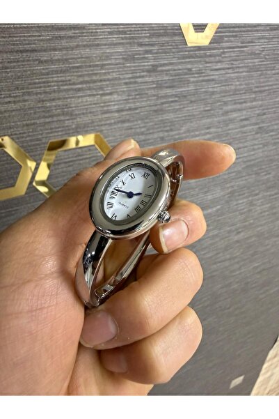 LOOQ Kelepçe Model Şık Roma Rakam Kadın Kol Saat