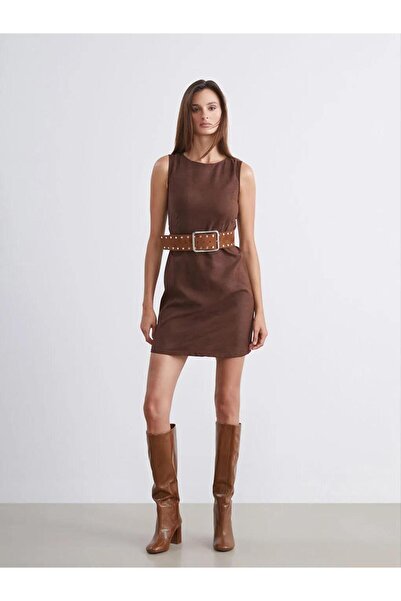 LC Waikiki Кафява мини рокля от велур с велосипедна яка (W5)