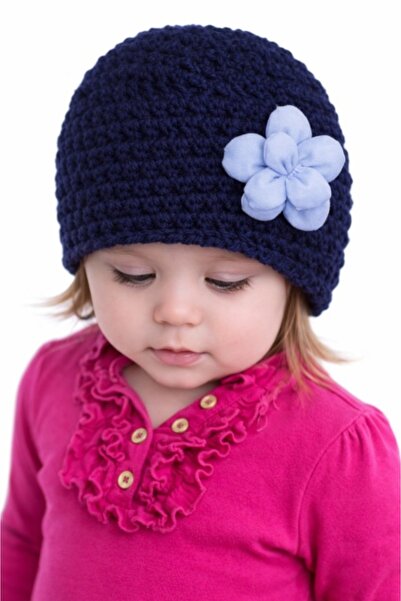 Superbaby Caciulita bleumarin crosetata cu floricica aplicata