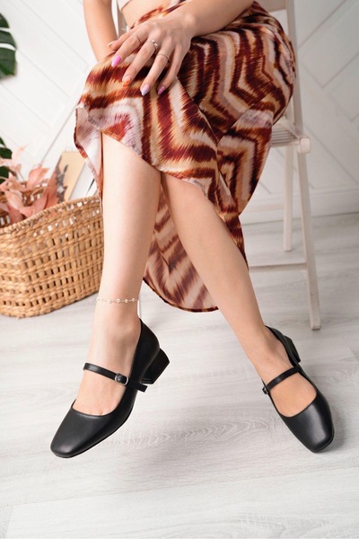 Riventa Siyah Kadın Klasik Topuklu Ayakkabı