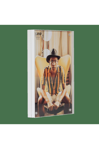 Lund London Magnet Frame – 5x7 Photo Frame – White