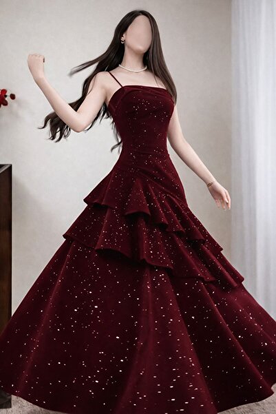 tsuwahen Elegant evening dress in a luxurious burgundy color