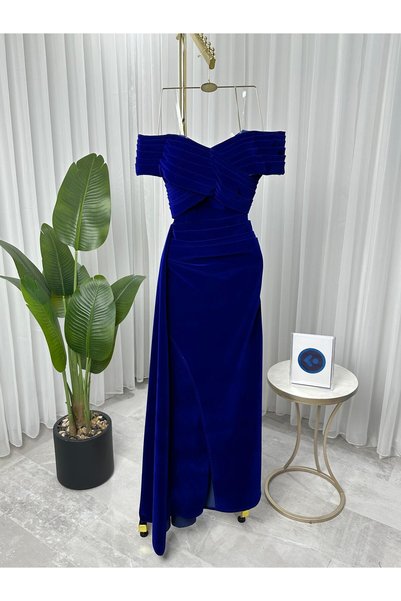 Boutique 219 فستان طويل مخمل ازرق