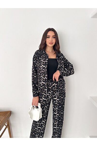 Vionne Women's Leopard Pattern Zippered Tracksuit Set
