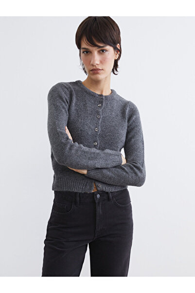 LC Waikiki Γυναικεία πλεκτή ζακέτα Özmarka New Season με λαιμόκοψη