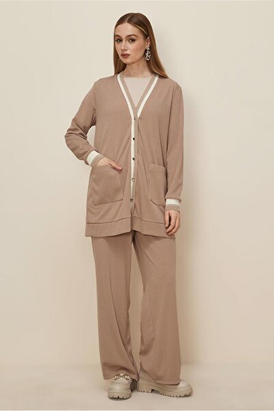 Alvina V-Neck Suit with Pants 46186