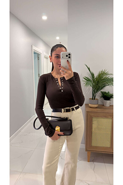 BİRCANÇİL Hugs Brown Button Detail Blouse
