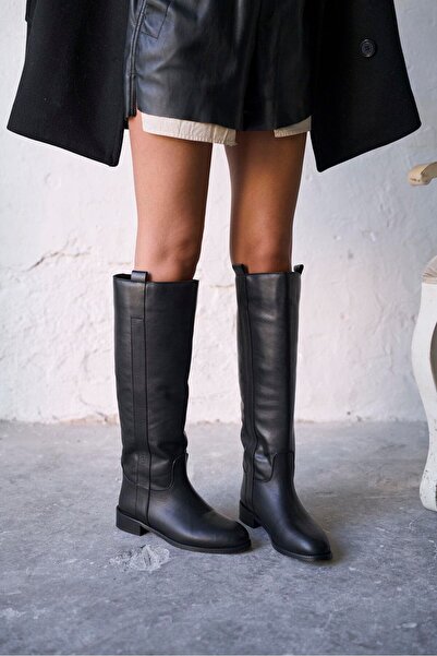 PELİN'İN AYAKKABILARI TREAD SİYAH DERİ ÇİZME