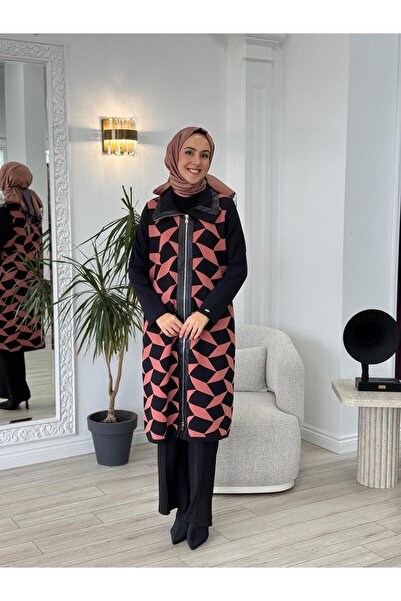 MissWhence Knitwear Cap