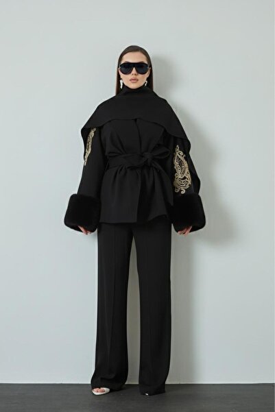 Bohai Design Kruvaze Şal Yaka Siyah Kolları Kürk Detay Şallı İşlemeli Kaban Mont