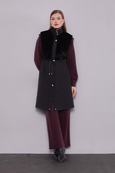 Levidor Black Fur Detailed Vest