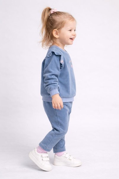 dinamik çocuk Baby Girl/Child Pink Strawberry Embroidered 2-Piece Snap-Shoulder Stretchy Denim Fabric Transitional 2-Piece Set Bottom+