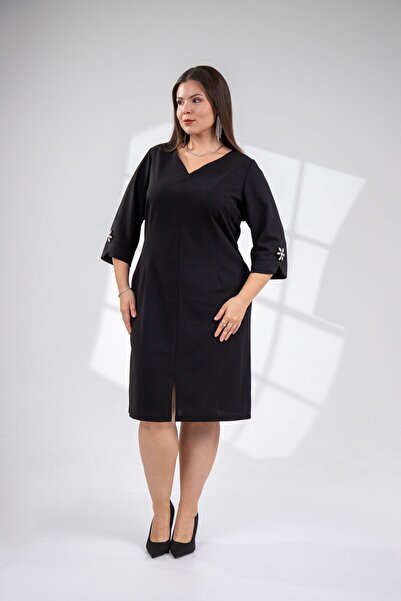 Roxxlen Plus Size Women's Black Dress with Brooch Detail