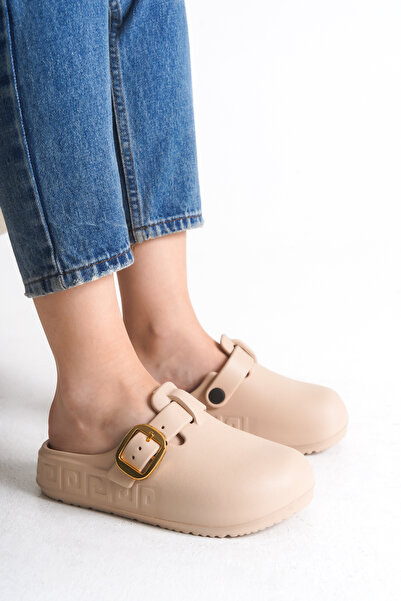 DELSOLERA Women's Beige Closed-Front Stainless Buckle Non-Slip Sabo Home and Outdoor Orthopedic Slippers