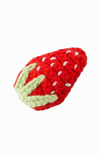 FREEDOM STOREE Κεντημένη πλεκτή αγκράφα με κουμπώματα σε σχέδιο φράουλας