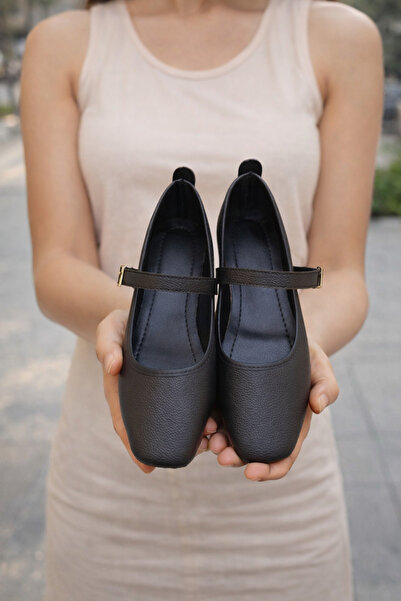 FootFrenzy Women's Mary Jane Ballet Flats - Square Toe Buckle Leather Shoes