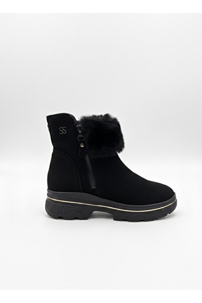 Guja İçi kürklü kadın bot