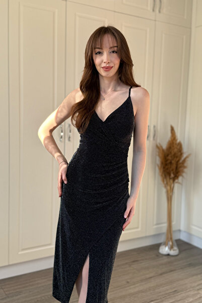 Dilay Gökoğlu Butik Αστραφτερό μίντι φόρεμα με ρυθμιζόμενες τιράντες και σκίσιμο