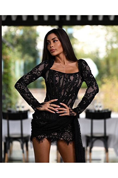 MODA Yeni sezon özel tasarım dantelli muhteşem elbise