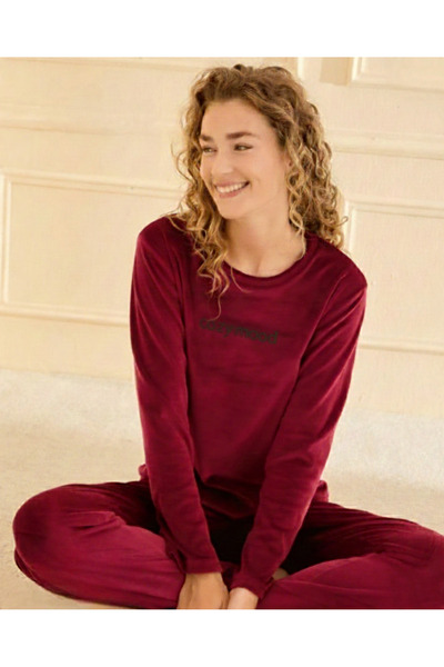 Mihra Bordo Kadife Kadın Pijama Takımı – Uzun Kollu, Yumuşak Dokulu, Kışlık E...