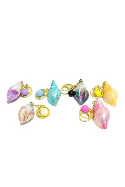 Pufline Sea Shell Shaped Keychain and Bag Ornament Stylish Image