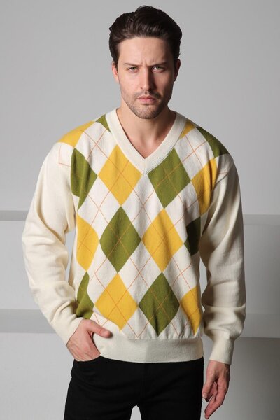 Ferraro Ecru/Yellow V-Neck Colorful Diamond Patterned 100% Lamb Wool Men's Knitwear Sweater