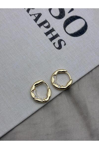 Hedef Bijuteri Zircon Stone Asymmetric Wavy Hoop Model Gold Color Earrings Cm24