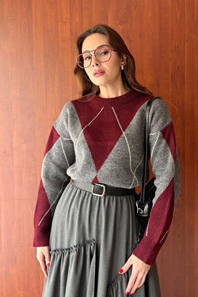 Ceylan Otantik Burgundy Diamond Pattern Knitwear Sweater