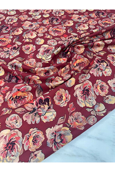 ipekkumaş منتجنا مصنوع من جلد الغزال المزخرف ذو البنية الناعمة والمنسدلة، ويُ...