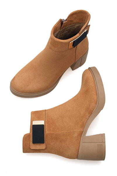 DELSOLERA Women's Camel Hair Suede Flat Zipper Buckle Detailed Daily Comfortable Fit New Season Boots