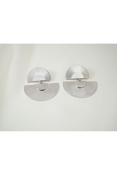 ATELİER TUĞBA أقراط ذهبية على شكل مروحة هندسية KP106