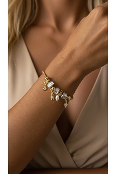 İNN JEWELLERY Steel Bracelet, Tarnish-Free, Anti-Allergic, with Butterfly Charm (2 Years Importer Warranty)