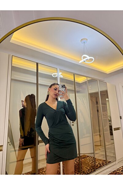 Gamze Ege Fashion Kruvaze yaka, uzun kollu, drapeli mini elbise