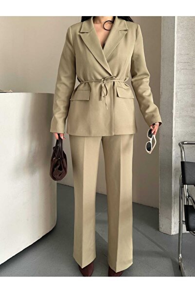 Moda İkra بدلة بليزر مع حزام الخصر