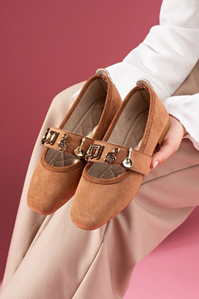 FUGA MODA حذاء ميلورا تابا سويت جولد نوتا ذو حزام مزين بالشرائط