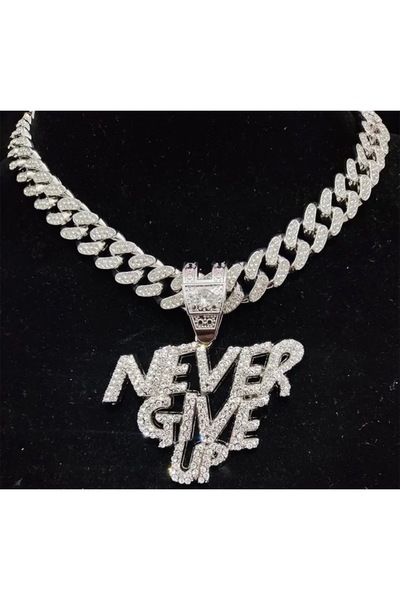 La Saade Y2k Gümüş Rengi Taşlı 'Never Give Up' Cuban Hip Hop Chain Kolye