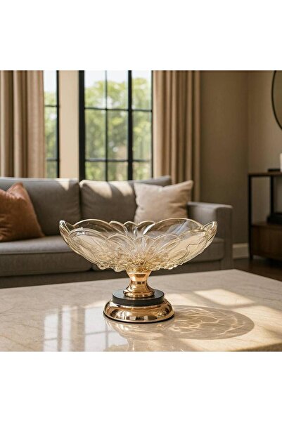 Oss elhetraf Luxurious pink crystal glass serving dish with a gold base for m...