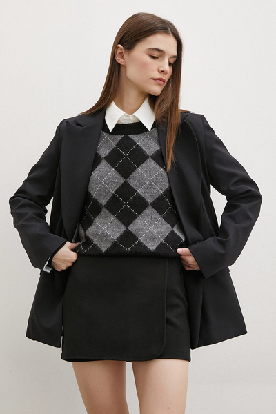 TRENDQUEL Fusta neagră cu pliuri în față