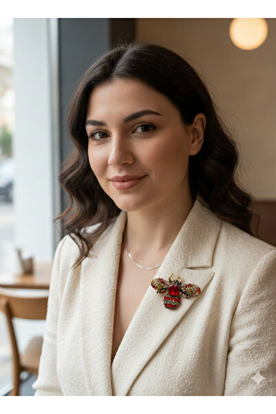 Hayalperest boncuk Taşlı Renkli Arı İşlemeli Tasarım Detaylı Figürlü Kadın Br...