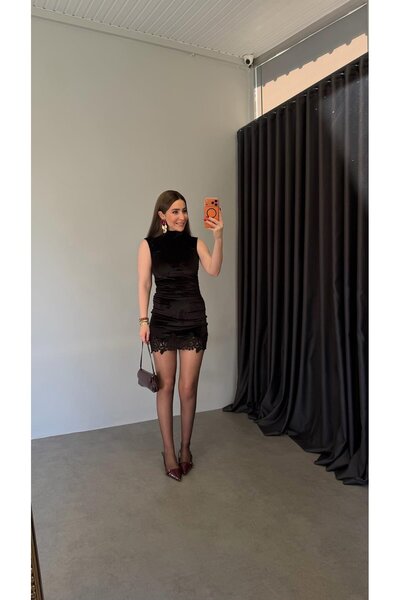 elif teke Güpürlü Mini Kadife Elbise Siyah