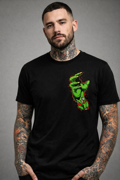 Me&On WEAR تي شيرت قصة فضفاضة منقوش بتصميم زومبي أخضر للجنسين