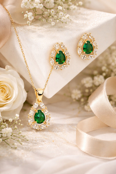 Siset Gümüş 925 Ayar Sertifikalı Damla Zümrüt Taşlı Gümüş Set