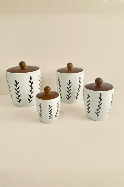 Generic Spice jar set